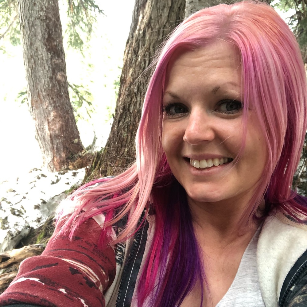 Meet your Posher, Nicole